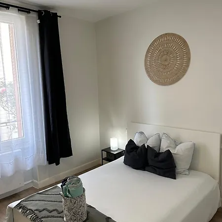 アパート Les Jardins Des Chambrettes クレルモン・フェラン